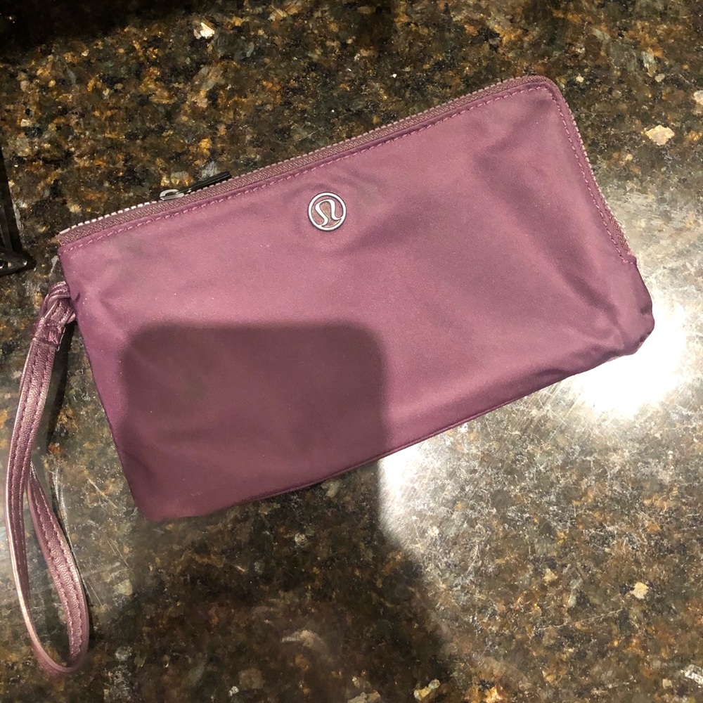Lulu lemon pouch - brand new!